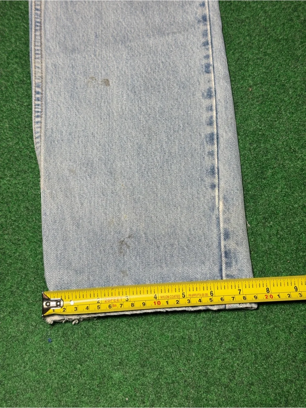 Levis 501 Vintage Jeans 30x33 Distressed Straight Leg 90s Grunge Thrashed